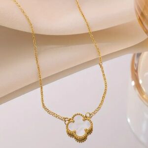 Two-sided four-leaf clover necklace for women